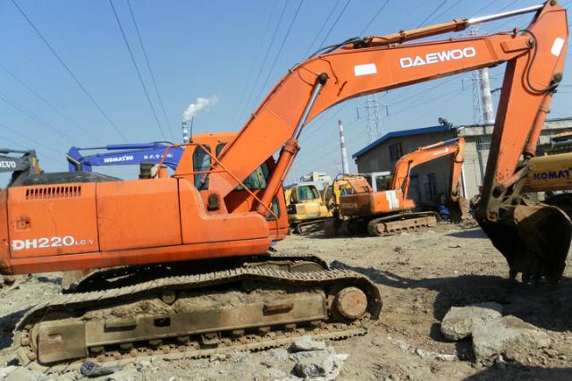 ����220LC-V�ھ�C